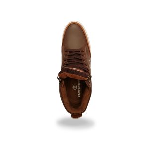 Buy sports shoes online at Winart . Get upto 20% discount on Men's and women's collection of formal and casual shoes.