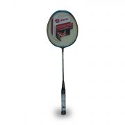 Best badminton rackets are available for beginners i.e. available in india. Best to play for longer hours, lightweight badminton sets are available for boys and girls.